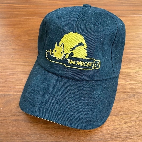 Monroe Save The Squirrels Hat - Picture 1 of 7